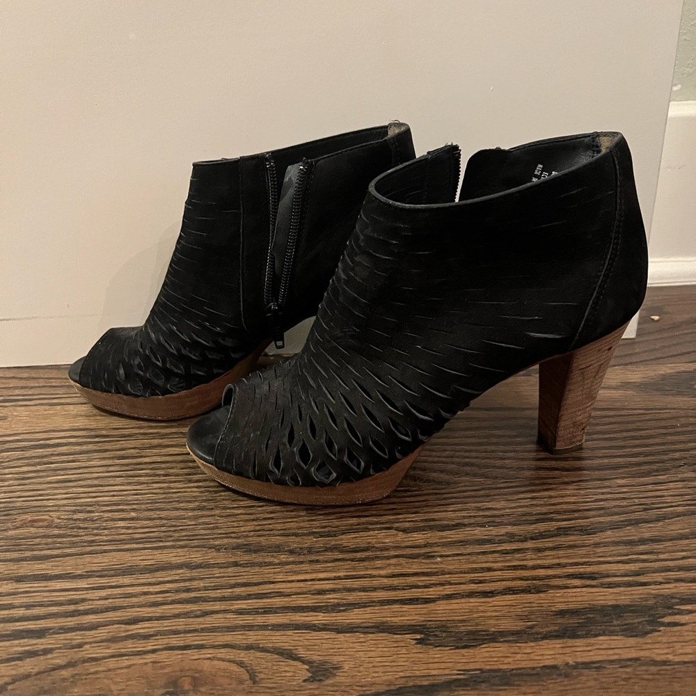 Paul Green Heels